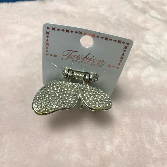 ✨✨5/$10✨✨ Butterfly Fashion Hair Accessories Claw Clip Silver & Rhinestones New - Picture 3 of 14